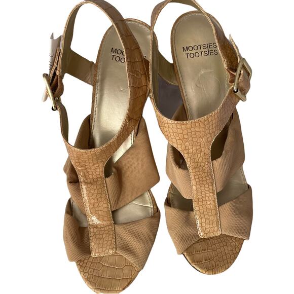 Mootsies Tootsies Size 10 . 3.5" heel sandal - Picture 1 of 7